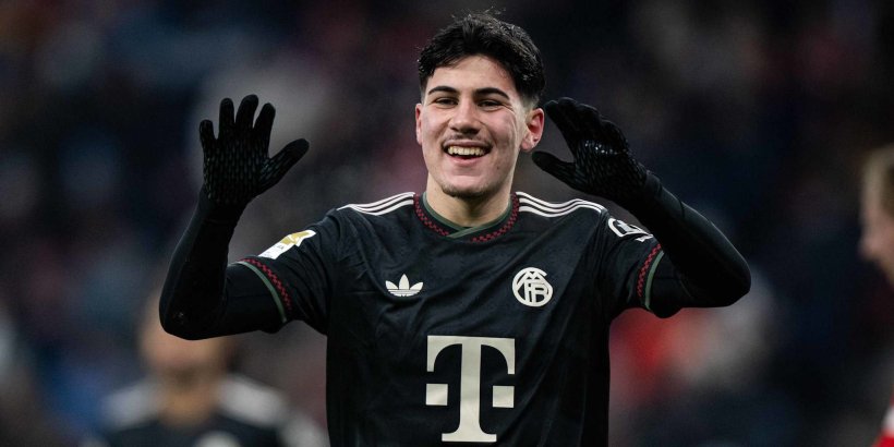 رسمياً: تشافيز ينتقل من بايرن ميونخ إلى كولن على سبيل الإعارة