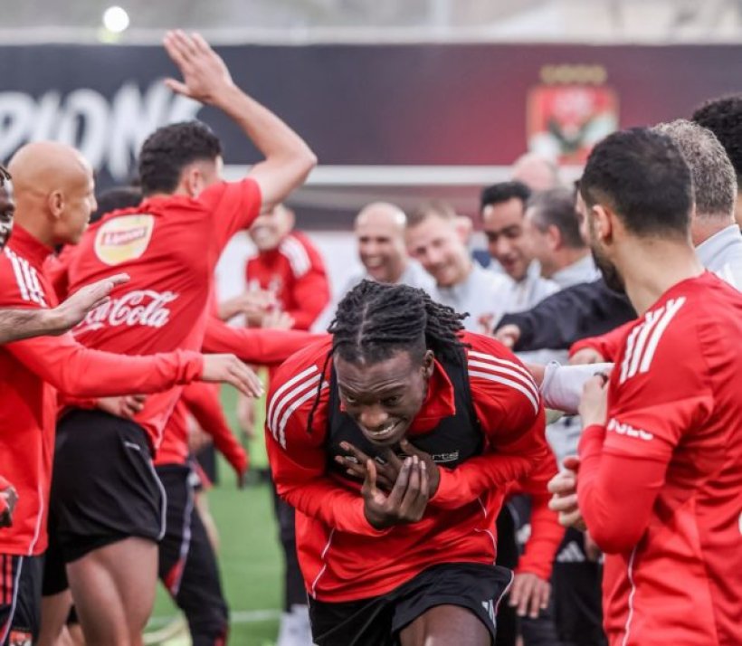 الأهلي يترقب موقف رباعيه قبل مواجهة البنك الأهلي