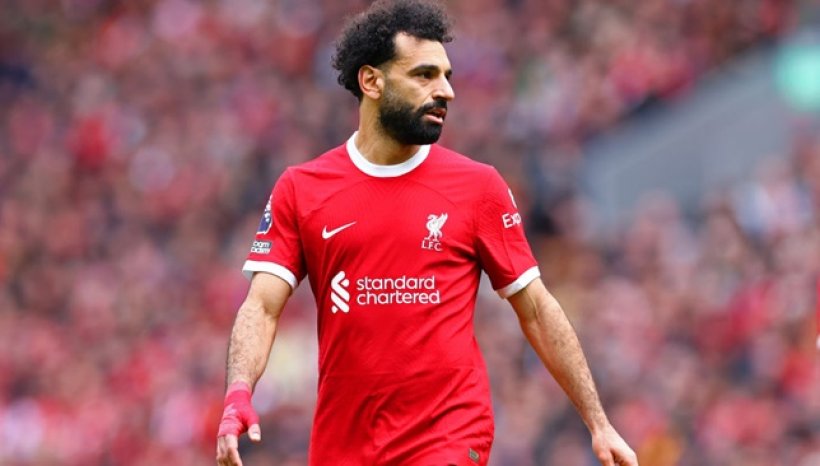 الاتحاد يستهدف محمد صلاح بديلًا لبنزيما بالموسم الجديد