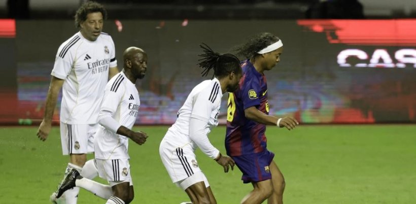 أساطير ريال مدريد يتفوقون على أساطير برشلونة