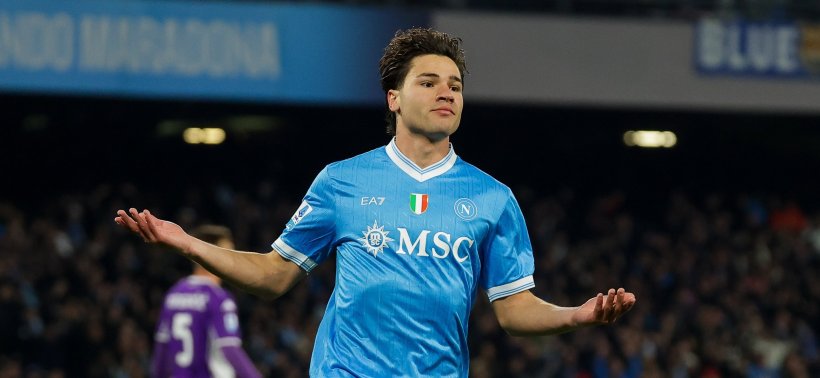 نابولي يجهز لتجديد عقد أنطونيو فيرغارا