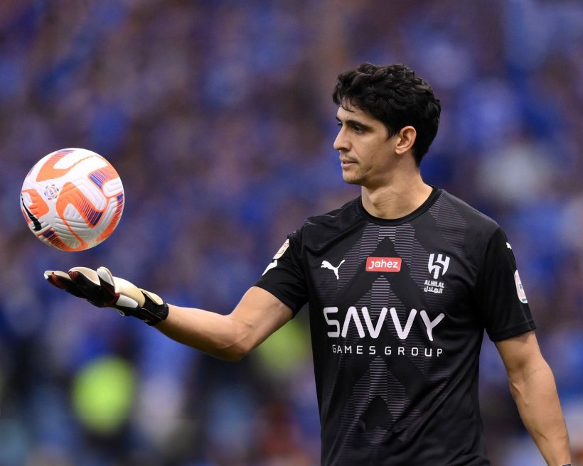 تطورات جديدة تُقرب بونو من مواجهة الاتفاق