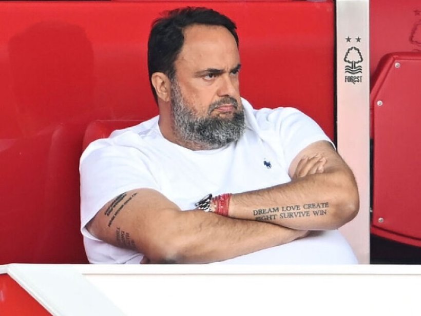 نوتنغهام في دوامة التغييرات: ماريناكيس يستعد لتعيين المدرب الرابع هذا الموسم