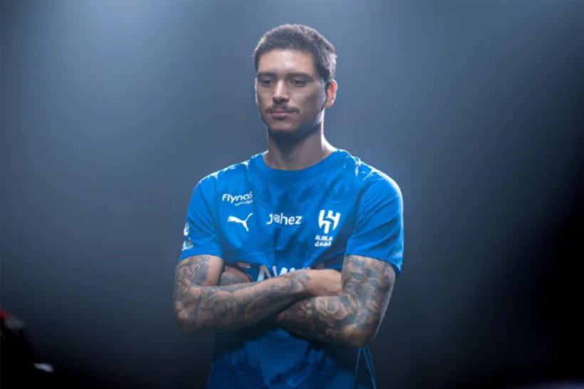 رد فعل مفاجئ وصادم من نونيز بعد قرار استبعاده