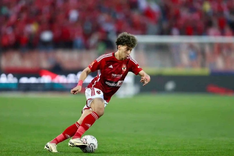 إمام عاشور ينهي أزمته مع مدرب الأهلي باعتذار رسمي