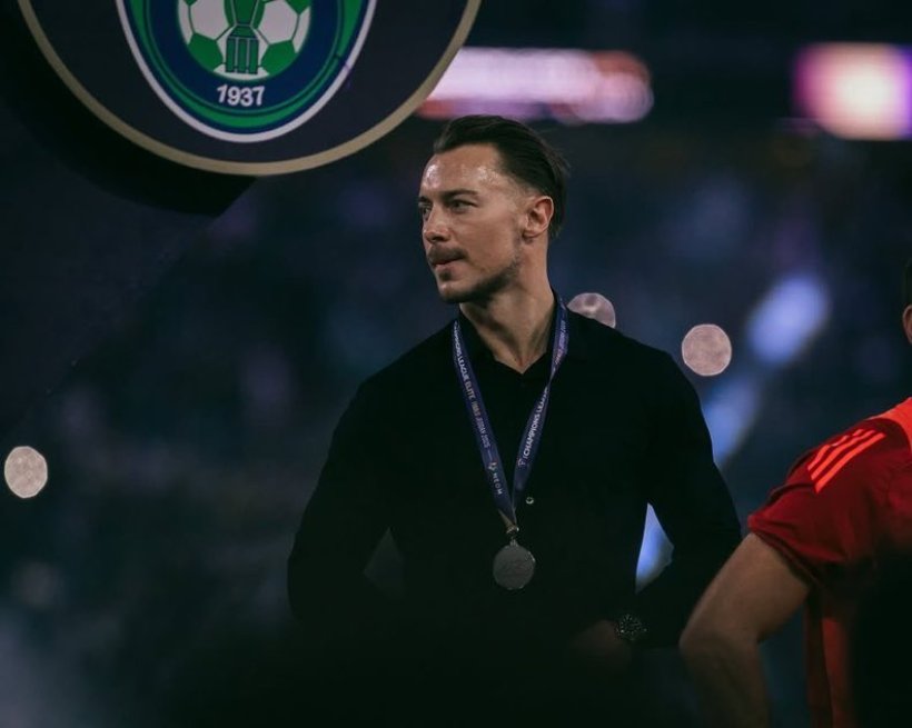 يايسله يكشف كواليس خماسية الشباب ويتغنى بلاعبيه