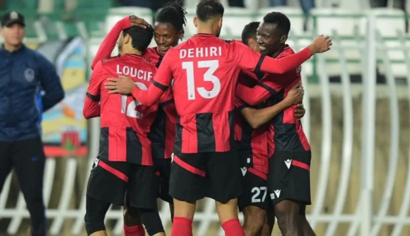 اتحاد الجزائر يتصدر مجموعته في الكونفيدرالية