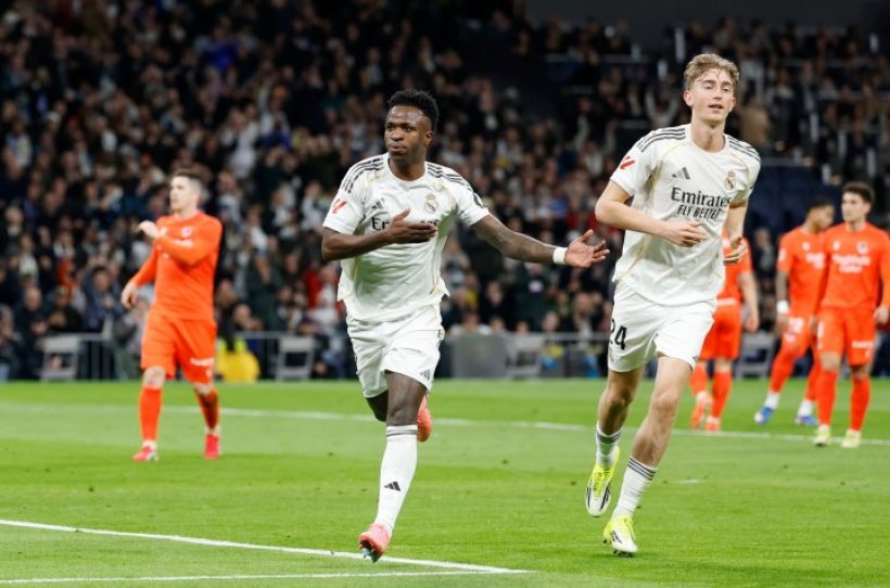 ريال مدريد يكتسح سوسيداد ويتصدر الليجا مؤقتاً