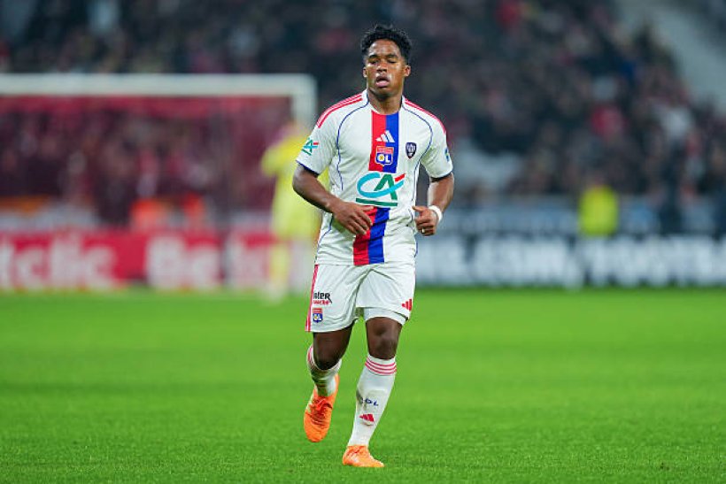 إندريك يتوج بجائزة لاعب الشهر في الدوري الفرنسي