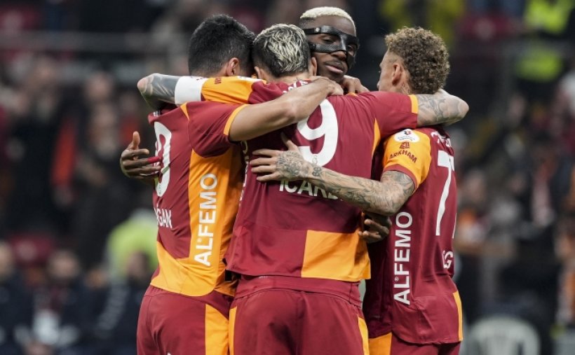 أوسيمين يكشف أسباب القطيعة مع نابولي: الإهانات والعنصرية وراء الرحيل