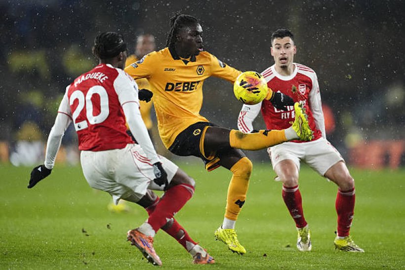 مانشستر يونايتد يراقب موهبة وولفرهامبتون