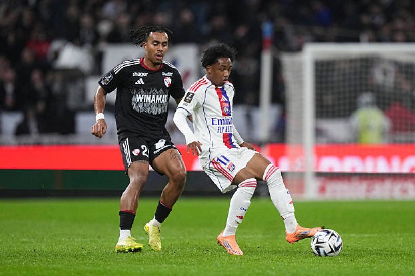 ماليك فوفانا يعود إلى دائرة اهتمامات برشلونة