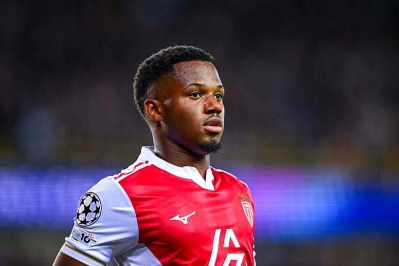 اهتمام إنجليزي بضم أنسو فاتي من برشلونة