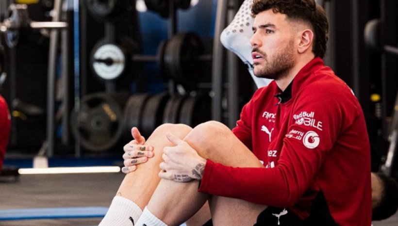 تطورات حاسمة بشأن مشاركة ثيو هيرنانديز أمام الاتحاد