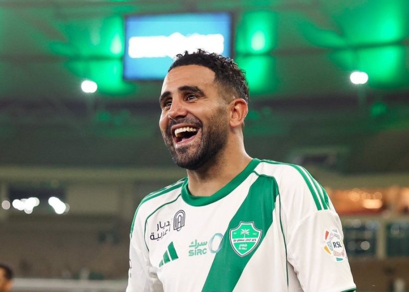 رياض محرز يرسخ هيمنته بقميص الأهلي