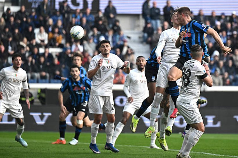 أتالانتا يحقق فوزًا ثمينًا أمام نابولي في الكالتشيو