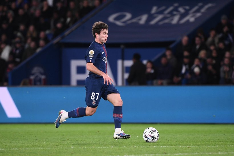 جوارو نيفيس يجدد عقده مع باريس سان جيرمان