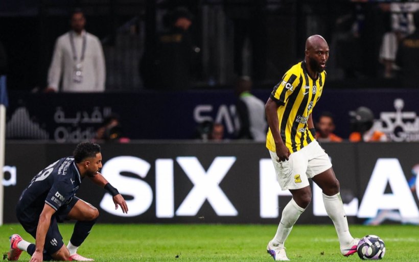 نجم الاتحاد يكشف تفاصيل التعادل مع الهلال.. ماذا قال؟