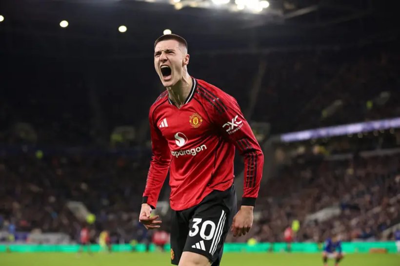 سيسكو: هذا سبب وجودي في مانشستر يونايتد، وحققنا فوزاً مهماً