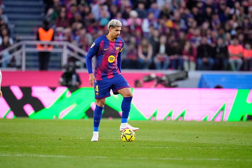 أراوخو يعود بقوة ويستعد لاستعادة مكانه الأساسي في برشلونة