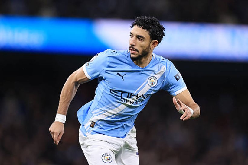 برشلونة يضع مرموش بديلًا لجوليان ألفاريز لتعزيز الهجوم