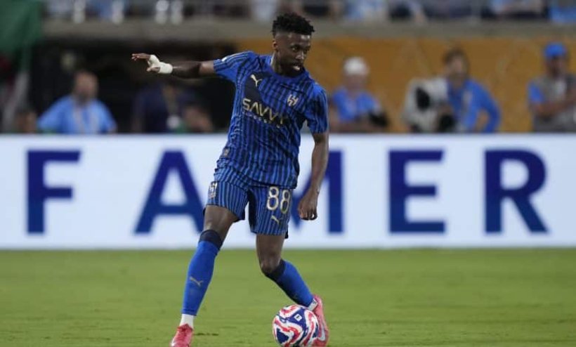 حمد اليامي نجم الهلال يتعرض لإصابة مروعة