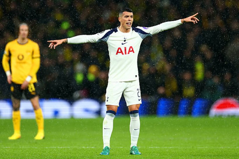 إنتر ميلان يضع مدافع توتنهام ضمن حساباته