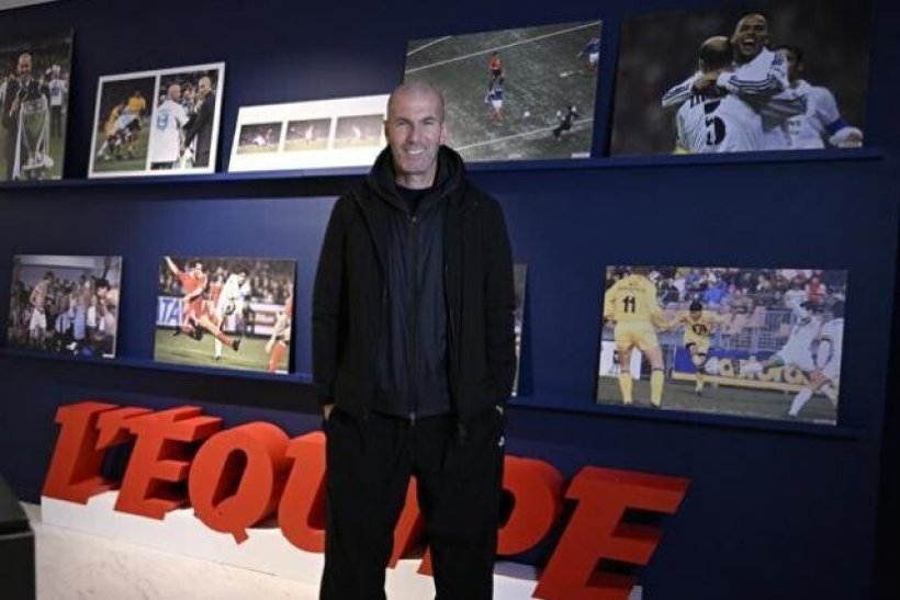 زيدان يستعيد ذكريات مسيرته الكروية من بداياته إلى اللحظات الحاسمة