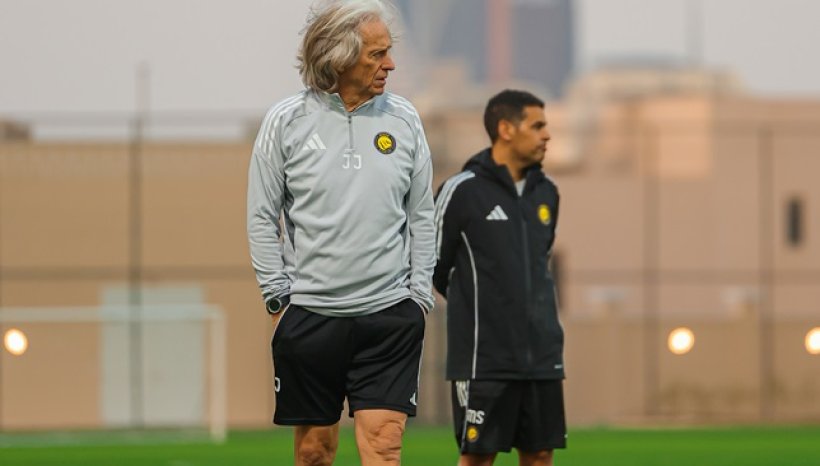 جيسوس يصعد ثنائي فريق تحت 21 عامًا لتعزيز تدريبات النصر قبل مواجهة نيوم