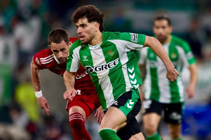 آس: الزلزولي يقود هجوم ريال بيتيس ويتألق هذا الموسم