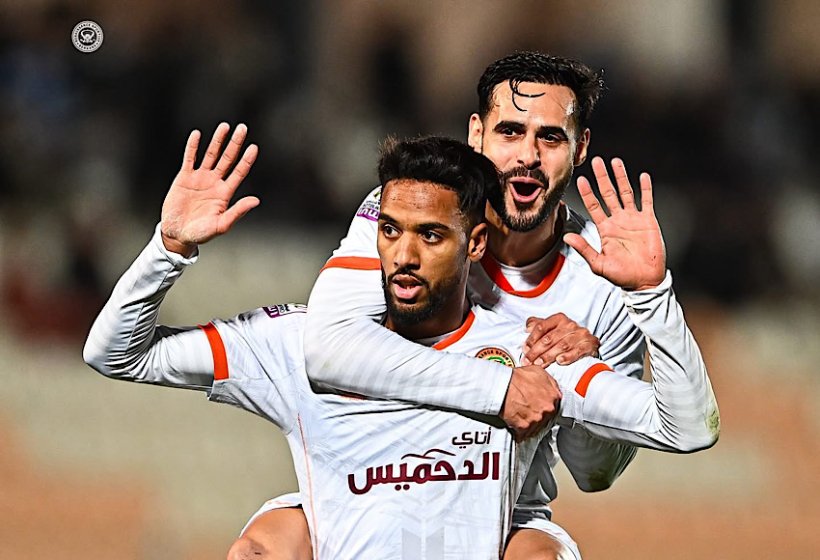 نهضة بركان يحسم مواجهة الحسنية بهدفين مقابل هدف