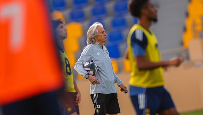 جورجي جيسوس يعتمد خطتين لتعويض غياب رونالدو أمام نيوم