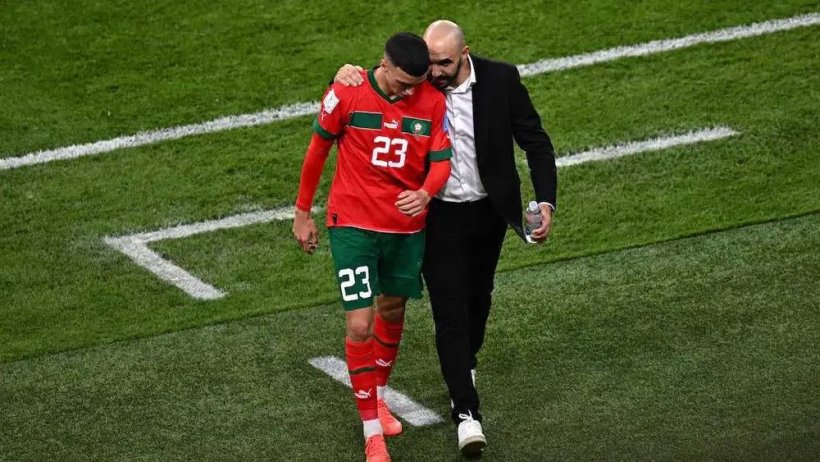 الخنوس يوجه رسالة تقدير للركراكي بعد الرحيل