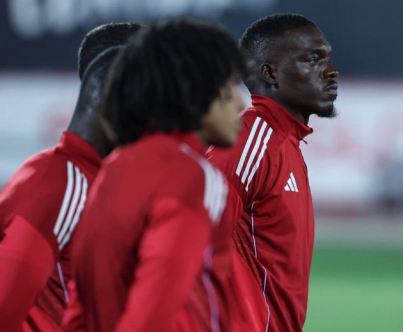 توروب يعيد كامويش لقائمة الأهلي أمام طلائع الجيش