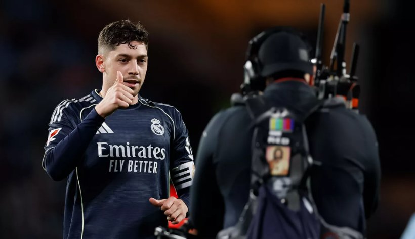 سر احتفال فالفيردي مع بينتوس