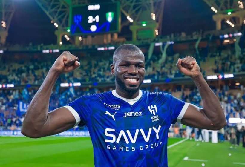 كوليبالي يتحدى منافسي الهلال: سنتوج بلقب الدوري