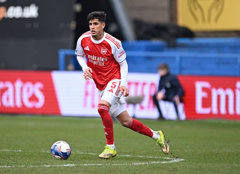 موقف أرسنال من تفعيل بند شراء هينكابي