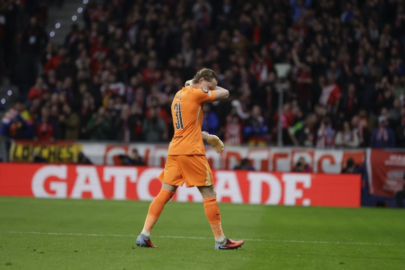 مشهد مؤثر.. جماهير أتلتيكو مدريد تصفق لحارس توتنهام بعد استبداله