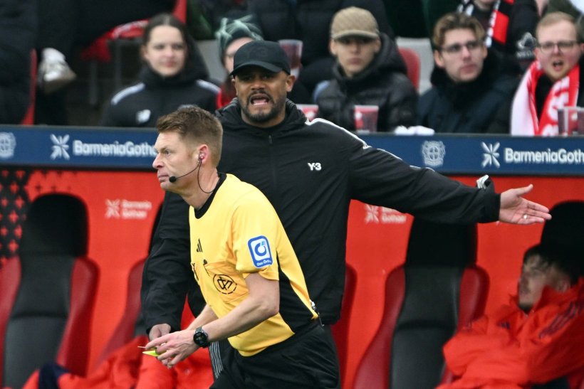 كومباني يفسر التعادل المثير أمام باير ليفركوزن