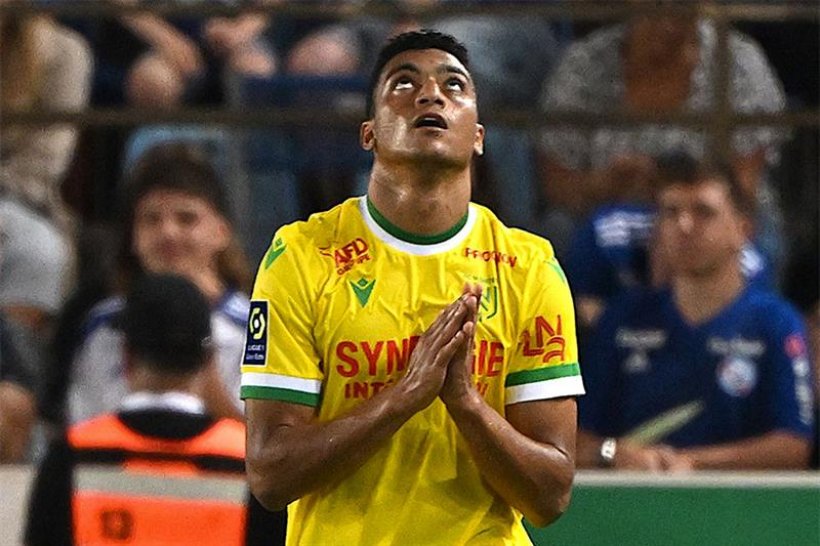 مصطفى محمد يقترب من العودة للدوري المصري