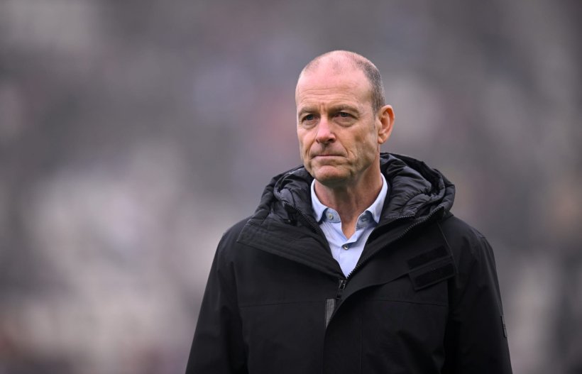 خصم شهر من راتب توروب بعد وداع الأهلي دوري الأبطال