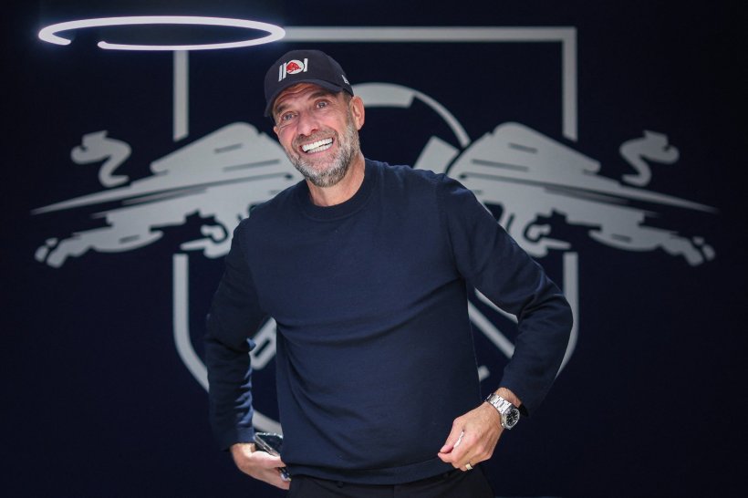 كلوب يهاجم الشائعات: ريال مدريد وأتلتيكو؟ لم يتصل بي أحد!