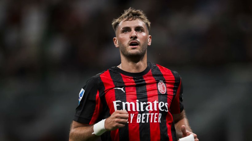 خيمينيز يمنح ميلان دفعة هجومية قبل الحسم