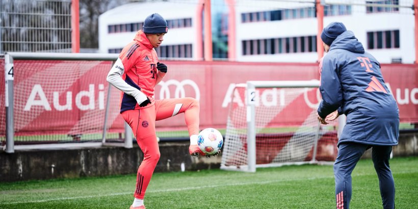 موسيالا يعود للمشاركة في تدريبات بايرن ميونيخ