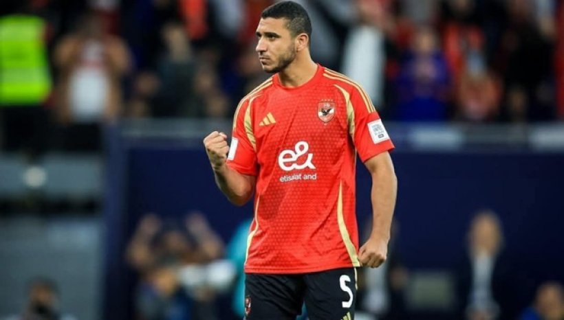 انقسام داخل الأهلي حول عودة ربيعة وحمدي فتحي