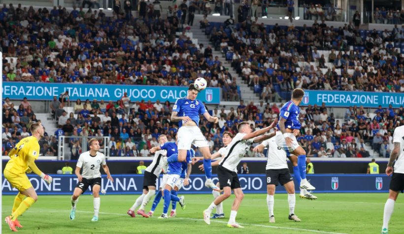 إيطاليا تتأهل إلى نهائي الملحق المؤهل إلى كأس العالم