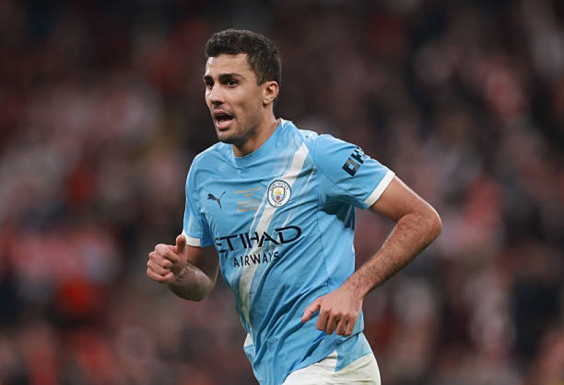 ريال مدريد يحسم موقفه من التعاقد مع رودري