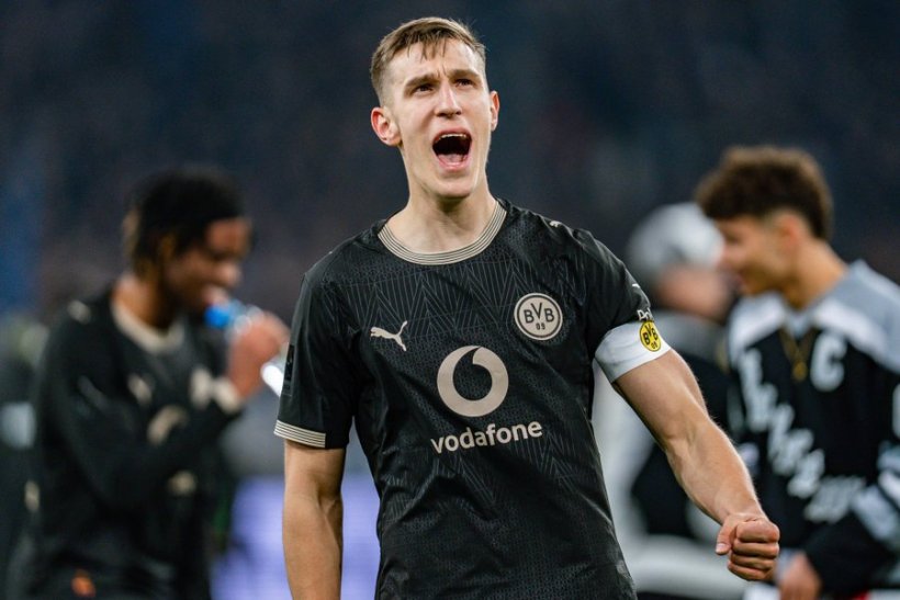 دورتموند يتفق مع ممثلي شلوتربيك على عقد جديد