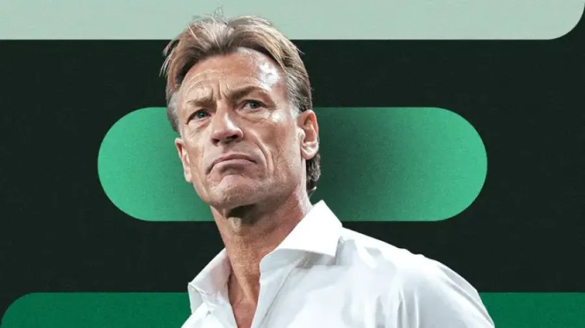 بعد رباعية مصر.. رينارد يضحي بثلاثي ويضم 4 لاعبين جدد