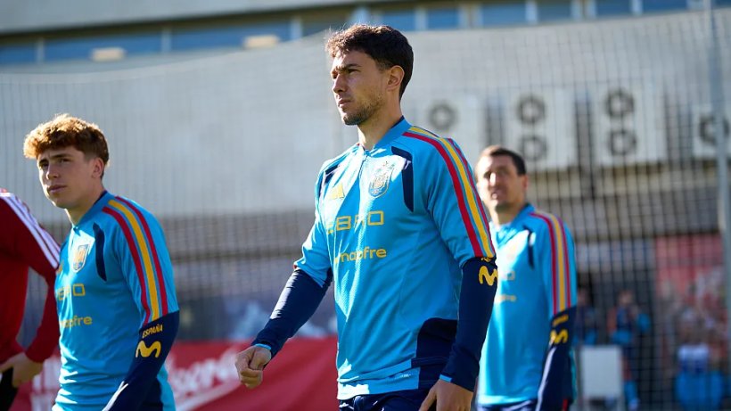 زوبيميندي ينسحب من معسكر منتخب إسبانيا قبل مواجهة مصر